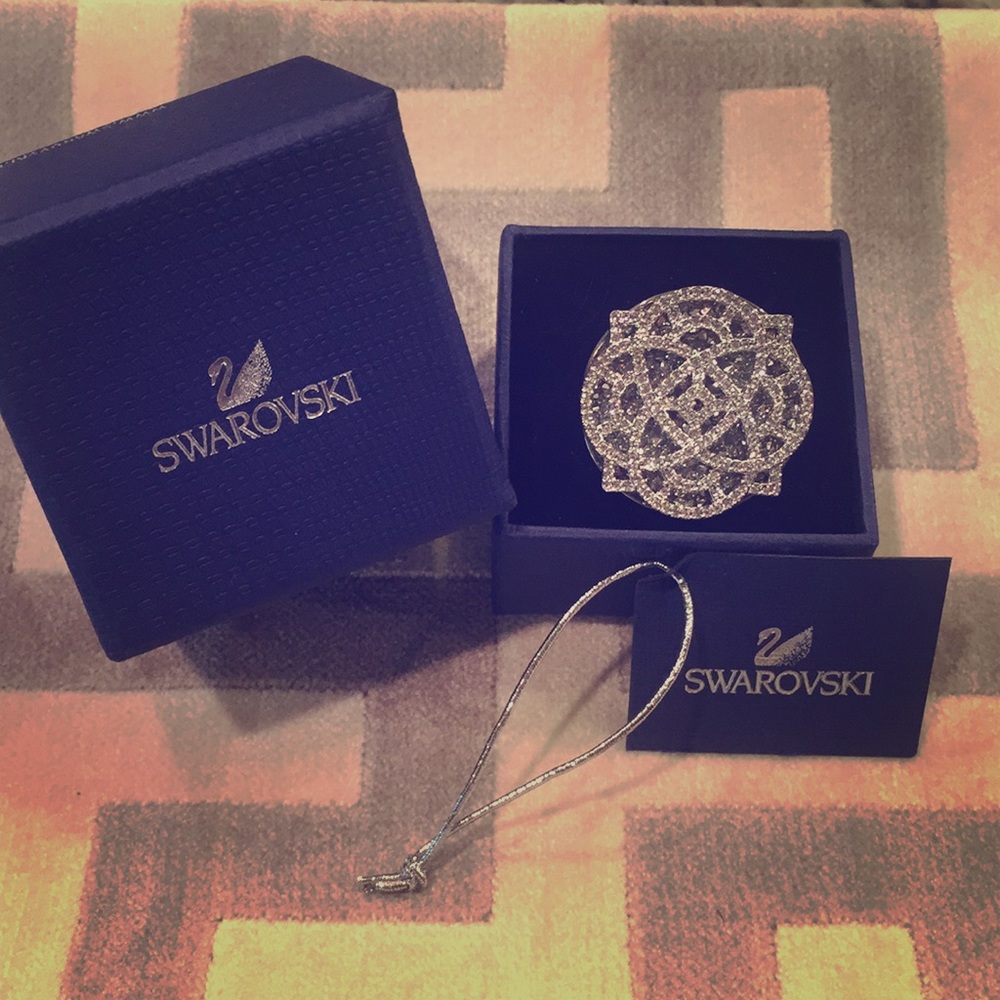 Swarovski Oversized Ring